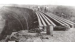 construction of the Canadian Northern Western Blindman River bridge 1911
