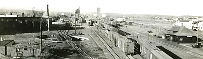 Mirror rail yard, roundhouse, station 1928