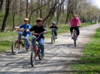 biking and walking trail on abandoned railbed